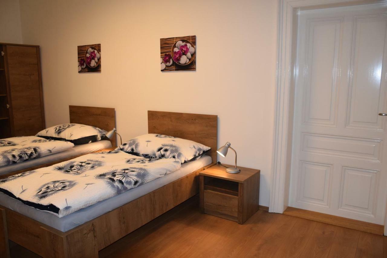 Tiva Downtown Apartments Prag Exterior foto